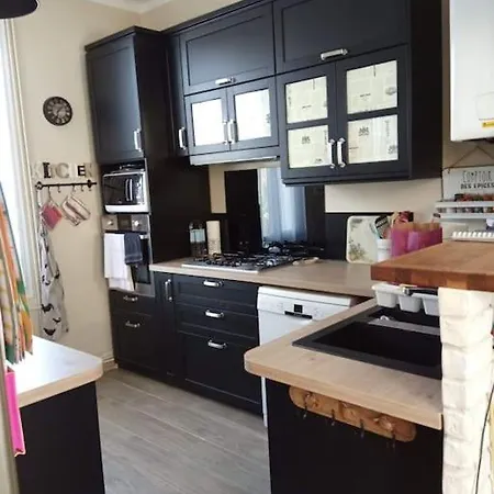 Jolie Maison De Avec Jardin Arbore La Seyne-sur-Mer