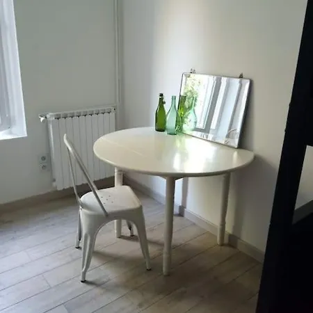 Jolie Maison De Avec Jardin Arbore Hébergement de vacances La Seyne-sur-Mer